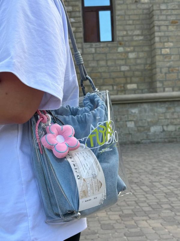 a secret knowledge bag